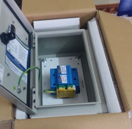 Tủ cắt sét 1pha-175KA