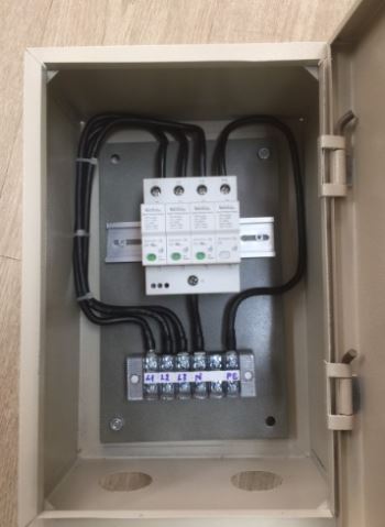 Tủ cắt sét 3pha+NPE - 40KA/Pha